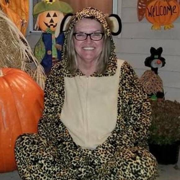 Meet your Posher, Kathie - Picture 1 of 1